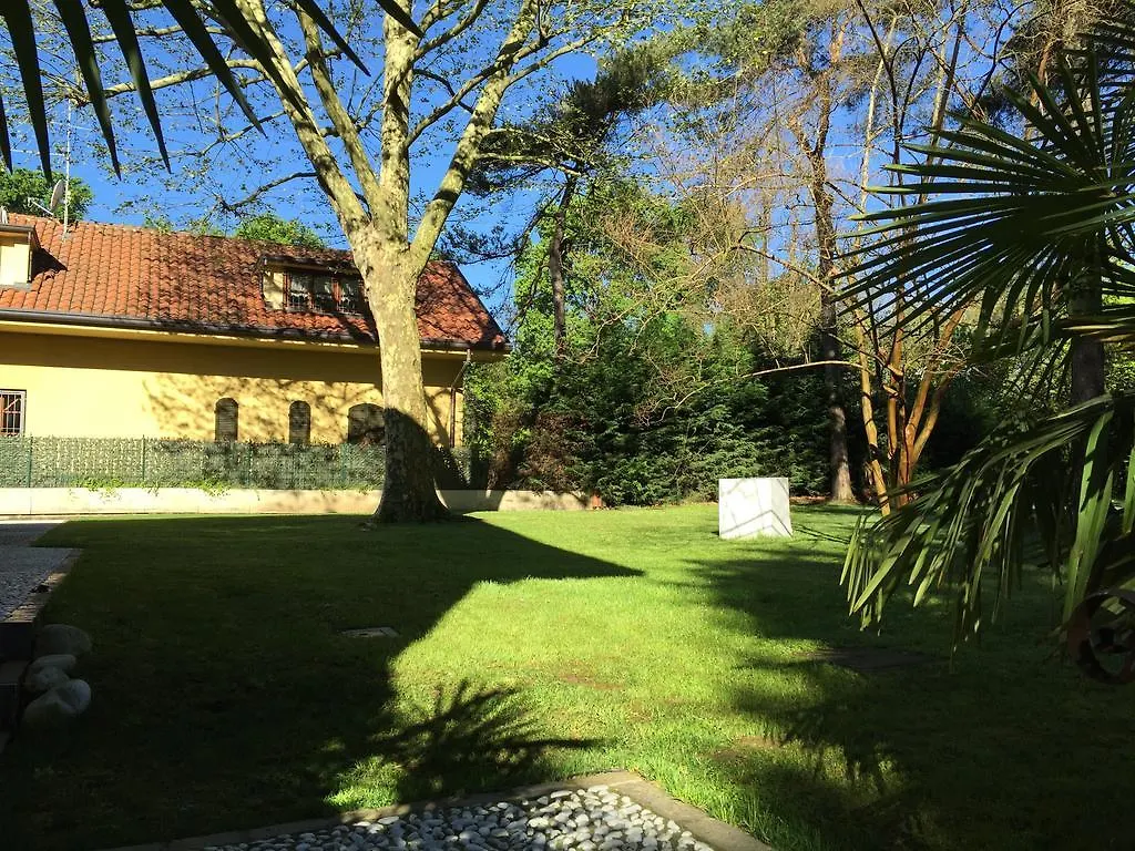 Bed&Garden Bed & Breakfast Cesate